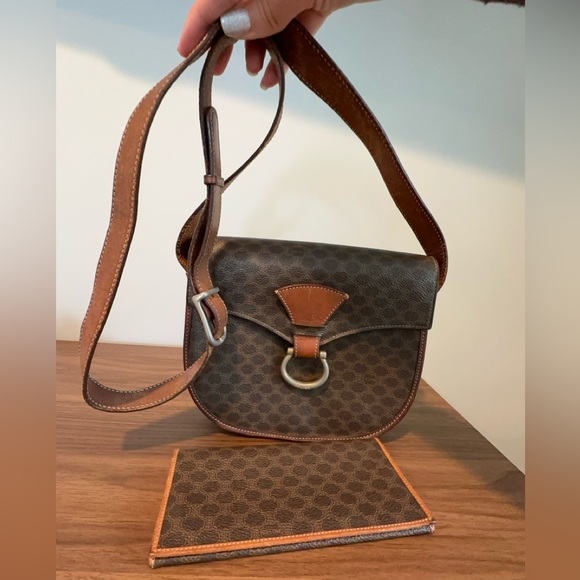 3-Fer‼️ Celine Crossbody, Wallet and Chain - Picture 2 of 16